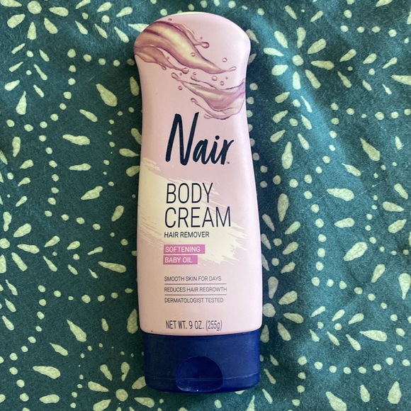 Nair Bundle - Picture 2 of 5